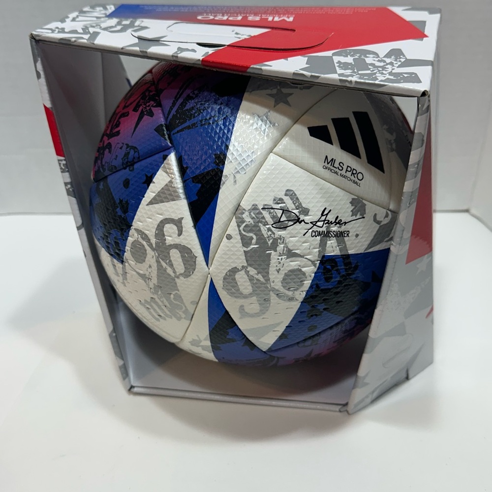New Adidas 2023 MLS Pro Official Match Soccer Ball HT9026 — Size 5 in box